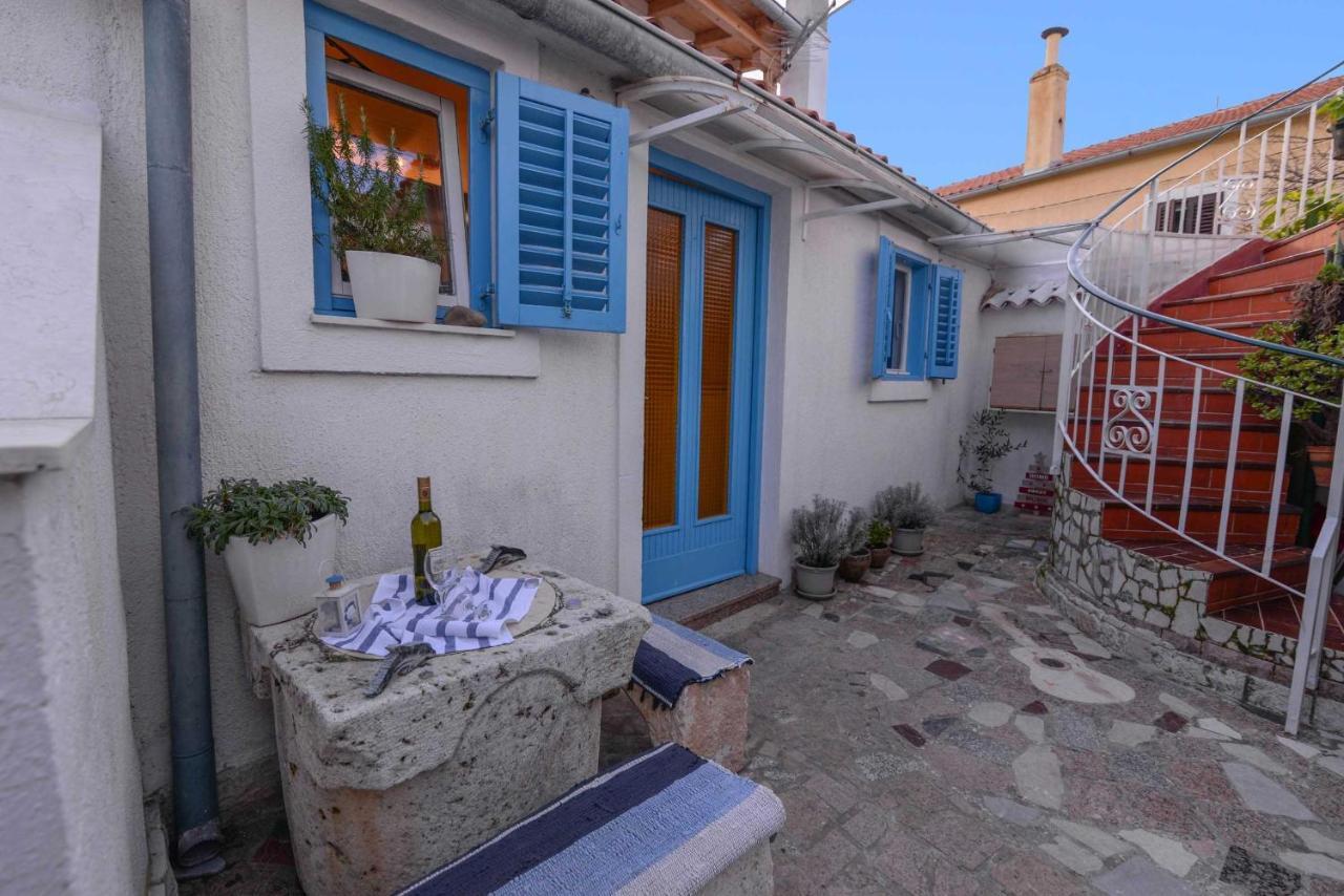 Apartments By The Sea Veli Losinj, Losinj - 7959 מראה חיצוני תמונה