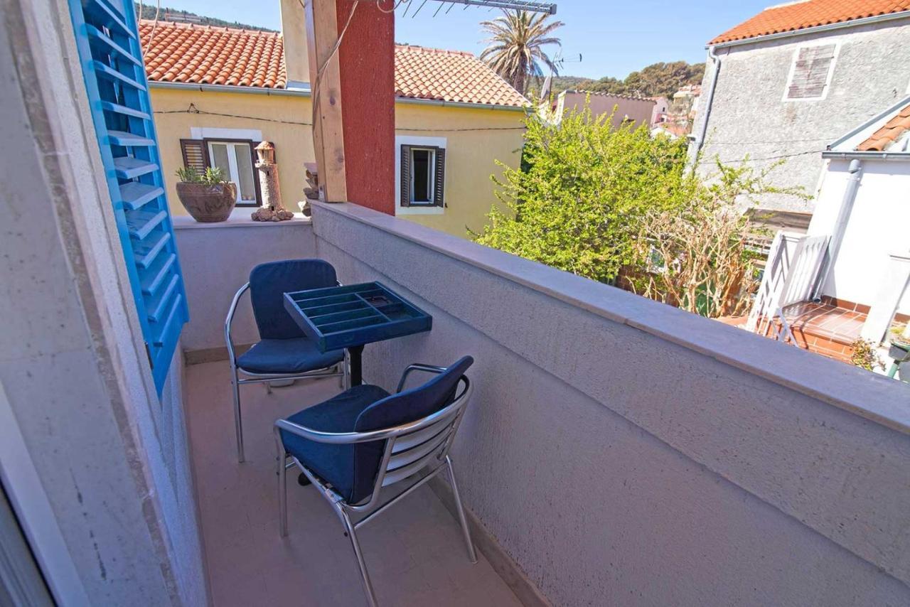 Apartments By The Sea Veli Losinj, Losinj - 7959 מראה חיצוני תמונה